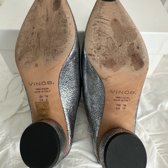 Vince Women's Metallic Silver Pointed-Toe Shoes - Picture 5 of 7
